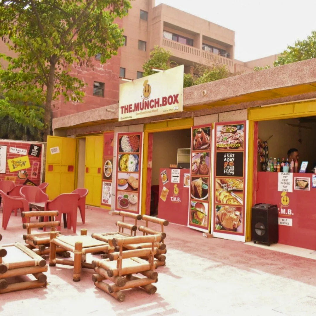 College Cafeteria and Canteen at GNIM